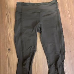 Lululemon olive green crop leggings size 4